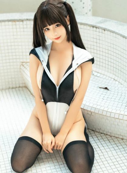 欧美情侣头像泳池图片_4K免费高清观看