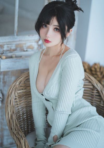 亚洲青涩_1080免费全集观看