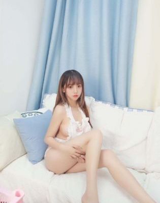 宝贝c我想摸你奶让我揉揉说说_英文版字幕