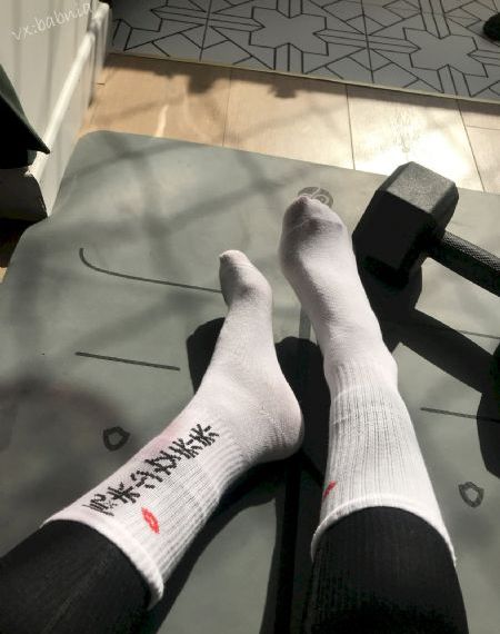 欧美成人丝袜美腿视频_DVD免费高清观看