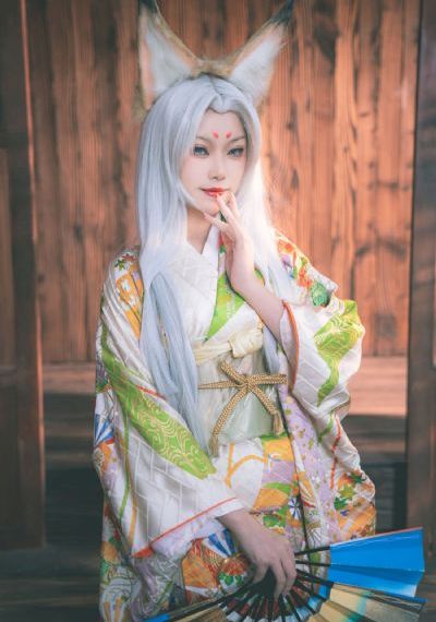 欧美风女装欧货潮时尚_国产剧日韩电影在线