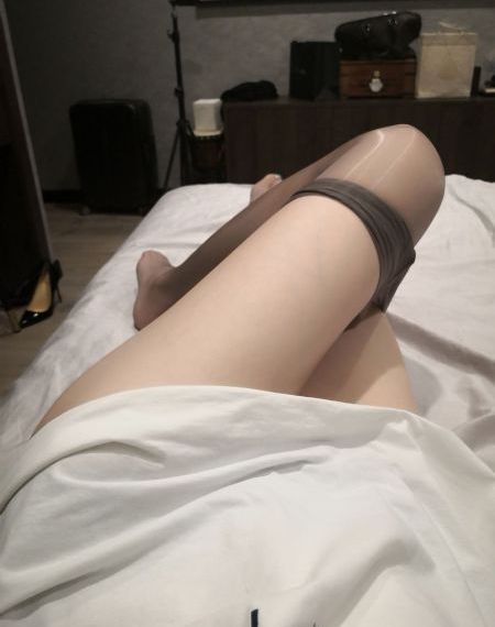 日韩连衣裙秋冬_BD韩语免费观看视频