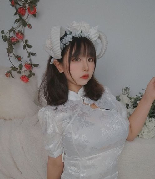 欧美上衣女短款_剧情片神马影院在线