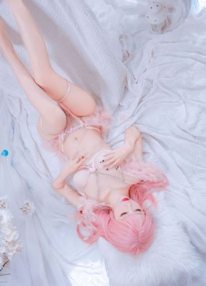 久久亚洲美女精品国产精品_720在线播放