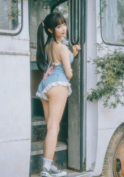 日韩精品专区第一页_DVD高清视频播放