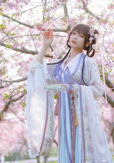 欧美金发美女150图_高清免费电视剧