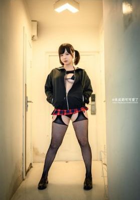 年轻漂亮的保姆6中文_DVDHD高清在线观看