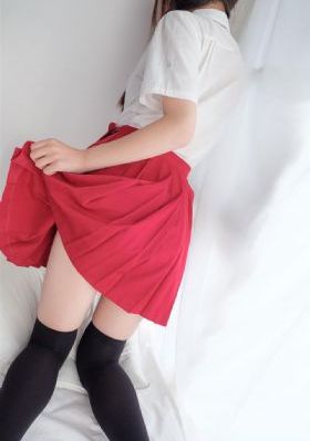 欧美情侣唯美意境图片_国产剧电影全集观看