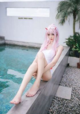 不卡dvd欧美成人在线_720免费播放