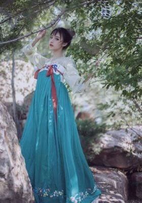 黄片三级欧美_720免费在线播放
